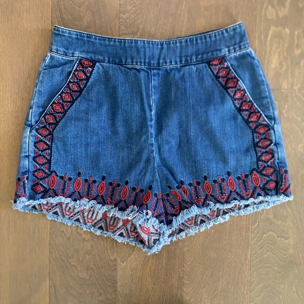 BlankNYC Embroidered Jean Shorts Size 28